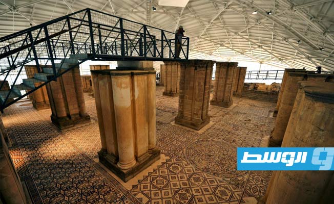 فلسطين تعيد للخدمة إحدى أكبر قطع الفسيفساء في العالم