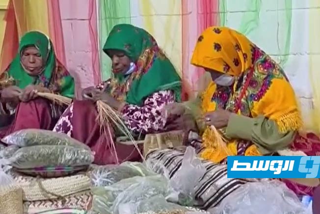 «صناعة السعفيات».. إرث الأمهات ومصدر رزق عائلات الجنوب الليبي