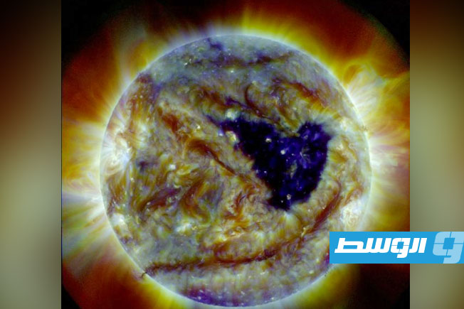 في ظاهرة فلكية فريدة.. الشمس ترسل قبلة فضائية على شكل قلب