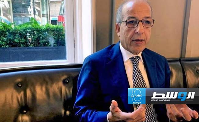 الكبير لـ«بوليتيكو»: أرى طريقًا آمنًا للعودة بعد محاولة «الانقلاب»