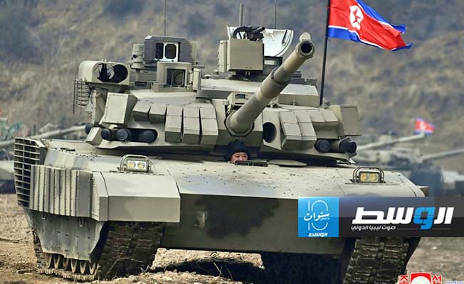 كوريا الشمالية تكشف النقاب عن دبابة جديدة.. وكيم يقودها بنفسه