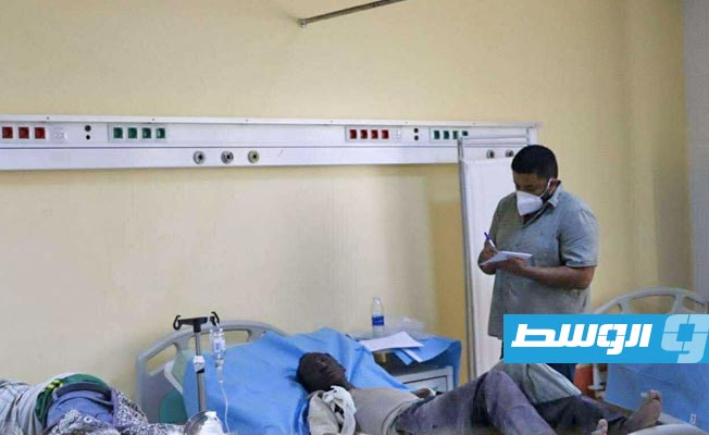 مصرع 5 مهاجرين وإصابة 15 آخرين في حادث مروع بجالو