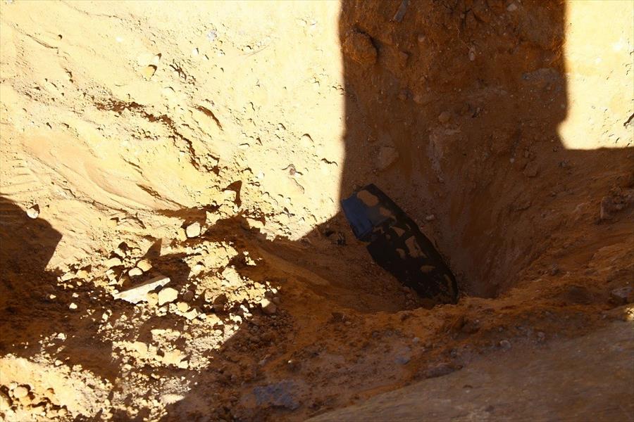 «فجر ليبيا» تطلق 3 صواريخ على حي سكني برأس لانوف