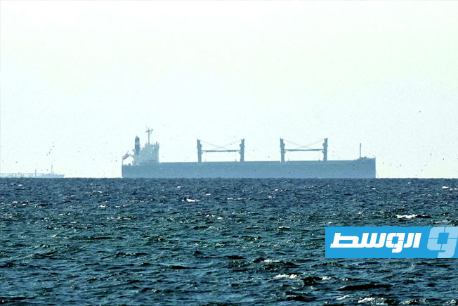 شاهد لحظة احتجاز إيران سفن حاويات في مضيق هرمز