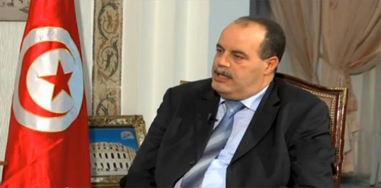 الداخلية التونسية: نتابع ملف العائدين من سورية لخطورته