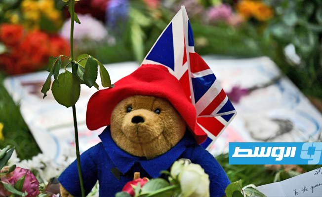 قصر باكنغهام يتبرع لجمعية خيرية بدببة بادينغتون