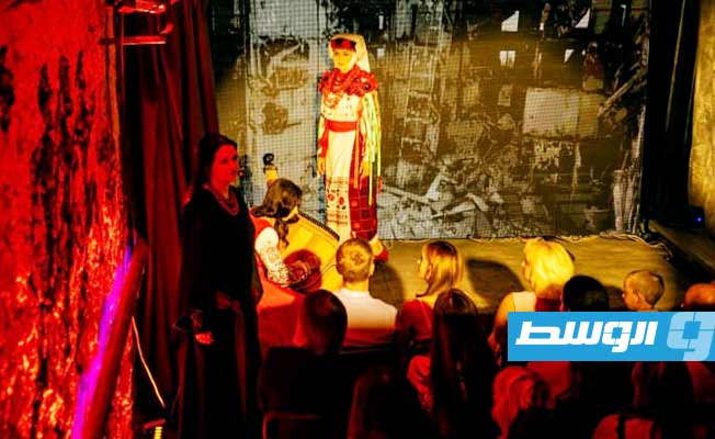 ملجأ تحت الأرض يعيد الحياة إلى مسرح ميكولايف الأوكرانية