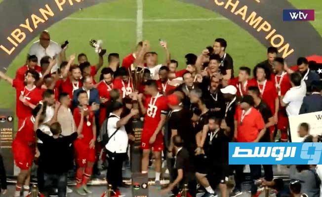 أسامة الحمادي يستحوذ على إشادة الوسط الرياضي بعد تتويج الاتحاد بالدوري الممتاز