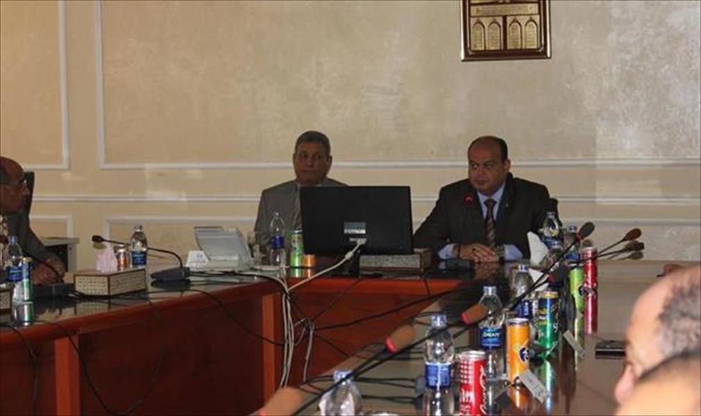 طبرق ومطروح تتفقان على تنظيم حركة العبور