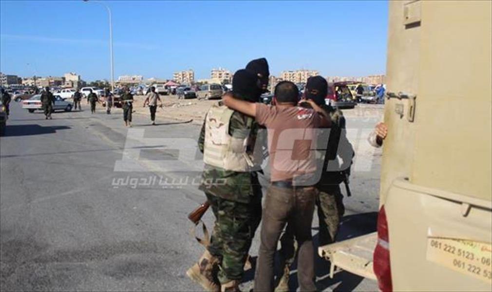القبض على أحد مروّجي المخدرات في بنغازي