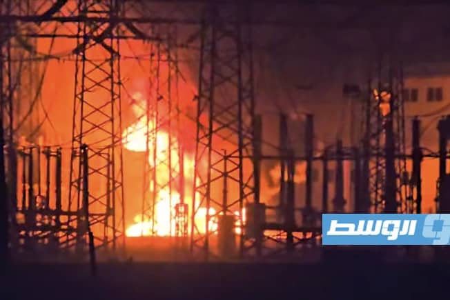 إدارة توزيع طبرق: إظلام تام بالمنطقة الشرقية بسبب انفجار في محطة الـ220