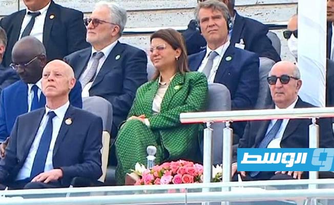 المنقوش تشارك في احتفالات ذكرى استقلال الجزائر