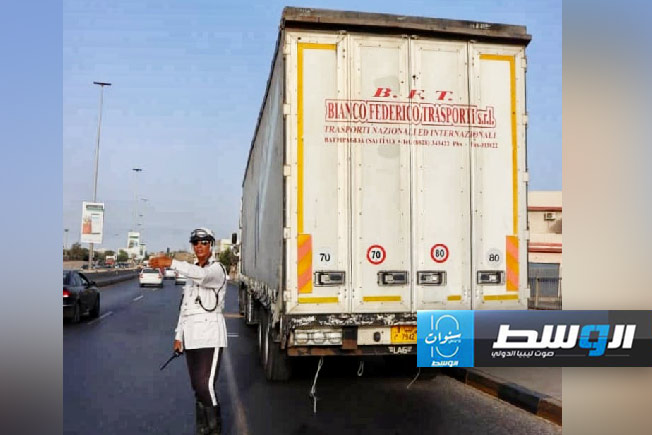 مديرية أمن طرابلس: تعطل شاحنة وراء عرقلة حركة السير على جسر «شارع 10»