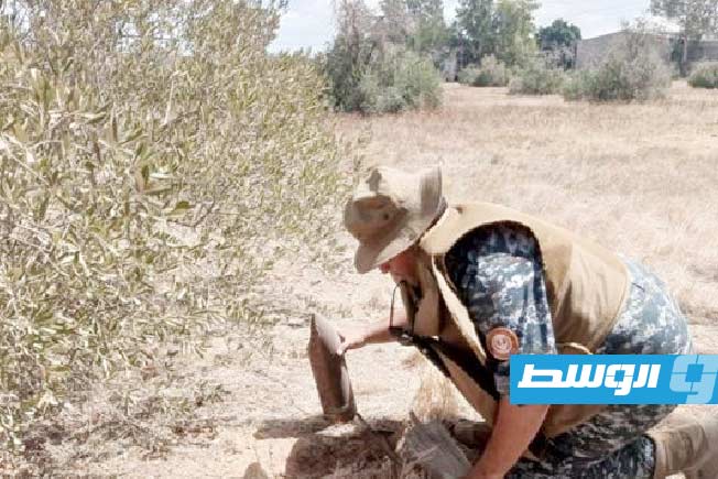 انتشال قذيفة مدفعية بالكريمية