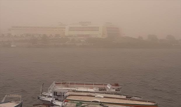 مصر.. عاصفة ترابية قوية تضرب البلاد وانخفاض ملحوظ يصل لحد الصقيع ببعض المناطق