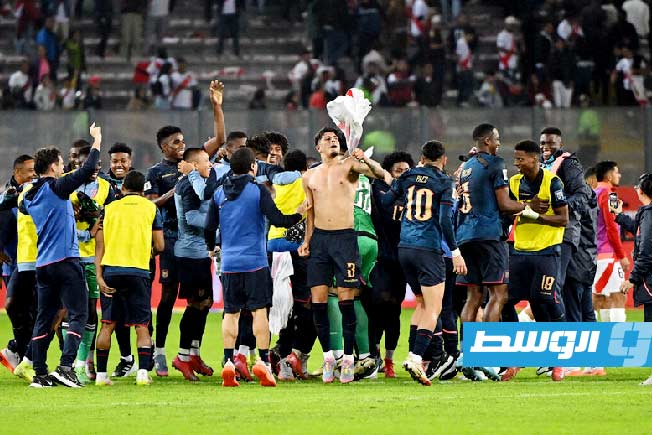 الإكوادور تحجز بطاقة كأس العالم وأوروغواي تقترب