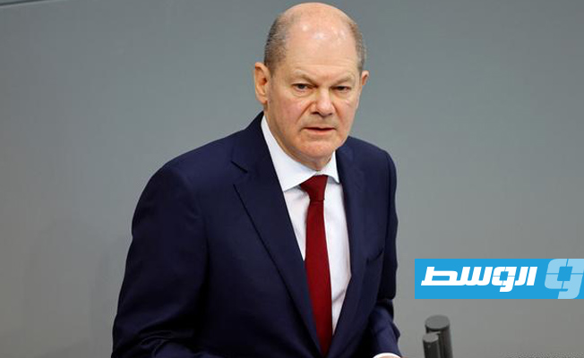 شولتس: روسيا تراجعت عن التهديد باستخدام السلاح النووي بعد الضغط الدولي