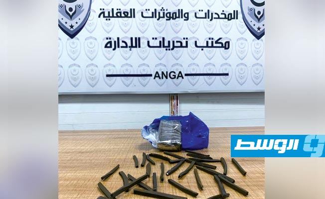 ضبط متهم بترويج المخدرات في منطقة الدريبي بحوزته 31 قطعة حشيش