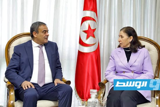 تونس تعرض على ليبيا إنجاز مشاريع كبرى في المقاولات
