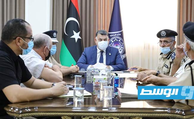 وزارة الداخلية تبحث استحقاق الجنسية للمتحصلين عليها بناء على مخرجات مكتب الصحراء الشرقية