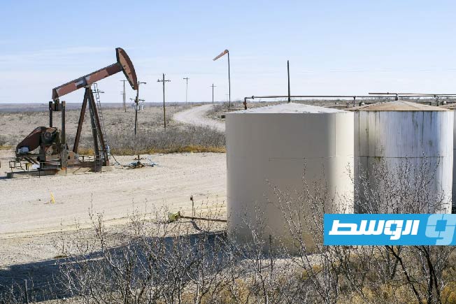التوترات التجارية بين الصين وأميركا تثير المخاوف من تخمة متوقعة في المعروض النفطي