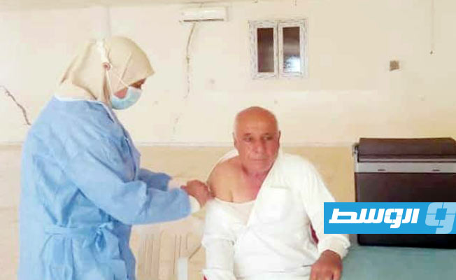 حملة موسعة للتطعيم ضد فيروس «كورونا» في بني وليد