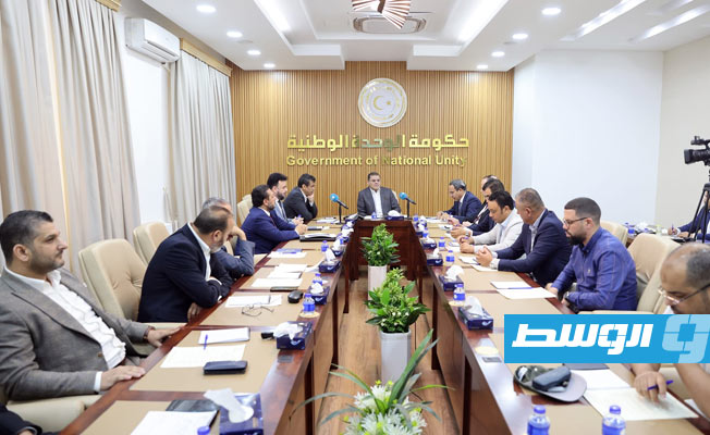 لجنة العطاءات: مراجعة واعتماد 121 عقدًا بالعطاء العام للأدوية
