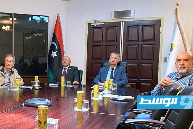 «النهر الصناعي» يبحث التعاون مع شركة صينية في حفر وصيانة آبار المياه