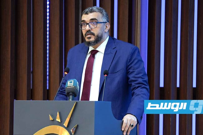 التومي يشيد بتجربة عمل المرأة في قطاع الحكم المحلي