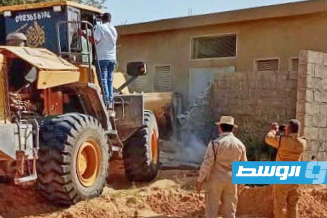 ضبط مصنع مخالف بجوار محطة كهرباء السبيعة