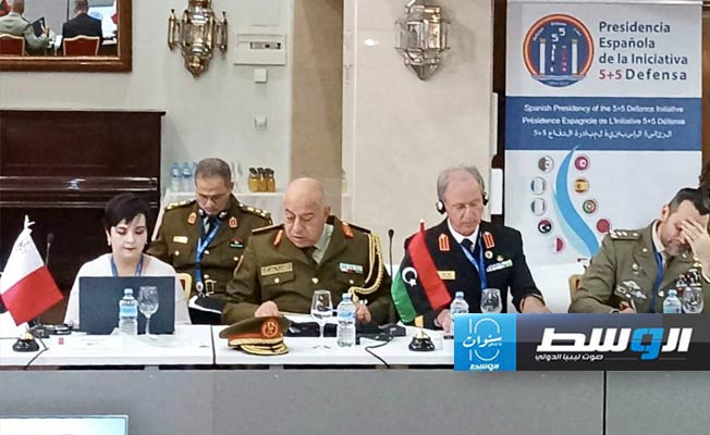 وفد من قوات الجيش التابعة لحكومة الدبيبة يشارك في اجتماع عسكري بمدريد