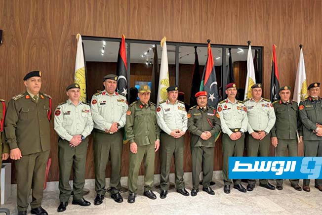 وفد أردني يبحث في بنغازي التعاون العسكري وعمليات التدريب والتطوير