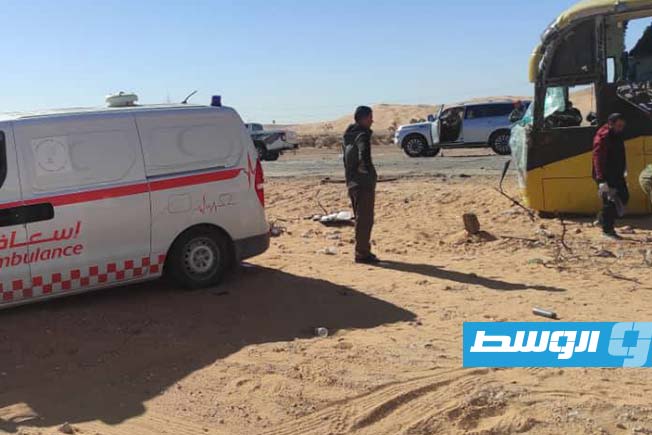 «مركز مصراتة»: وفاة 9 ركاب وإصابة 24 آخرين بحادث طريق وادي اللود