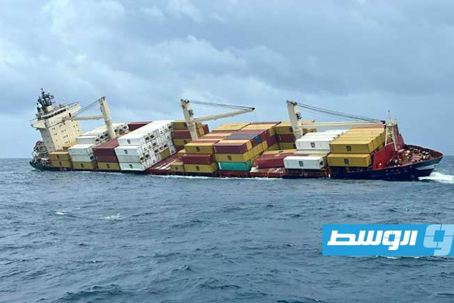 سفينة حاويات تتعرض لهجوم بمقذوف قبالة الإمارات