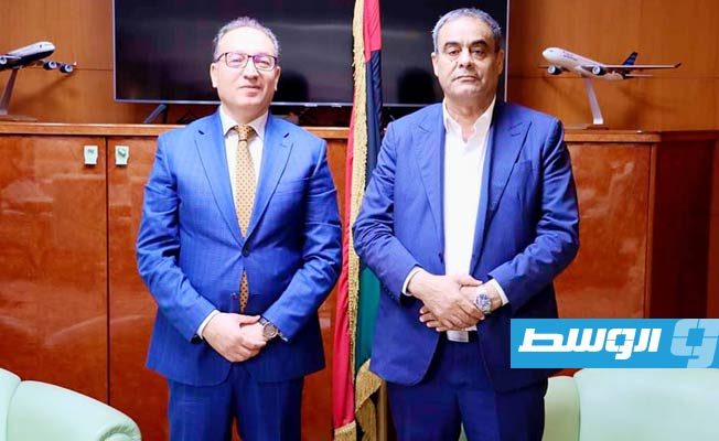 الشهوبي يبحث مع سفير تونس تسديد ديون مستحقة على ليبيا