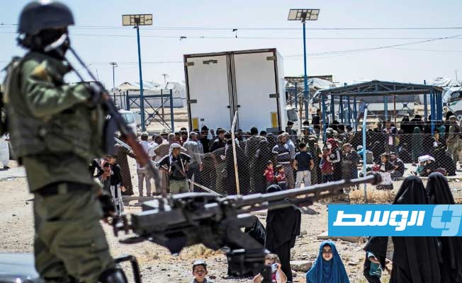 إعادة 192 عائلة عراقية من مخيم الهول الذي يضم عائلات متطرفي «داعش» في شمال سورية
