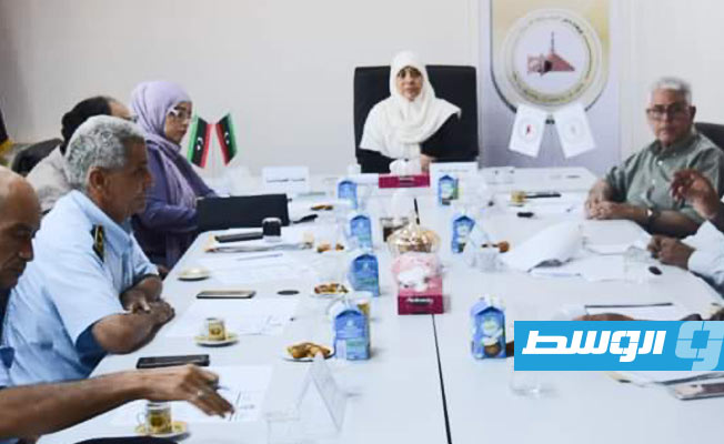 «بلدي سرت» يوجه بحصر الصيدليات المخالفة للمسافة القانونية