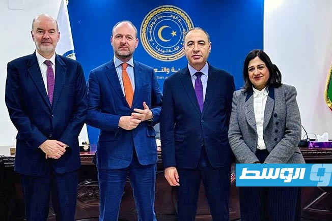 «العمل الإنساني» تناقش مع الباعور 4 ملفات حقوقية