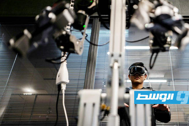 شركات يابانية وصينية تتقدم السباق العالمي في تطوير روبوتات ذكية