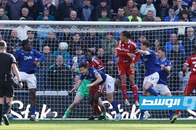 ليفربول يخطف فوزًا قاتلًا على إيفرتون في «ديربي ميرسيسايد» بالدوري الإنجليزي