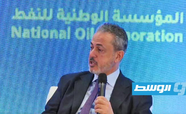 فرحات بن قدارة ينفي حمله الجنسية الإماراتية