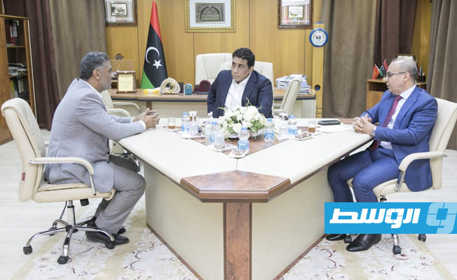 «الرئاسي» يطالب العبدلي بإعداد خطط عاجلة لحل أزمة الكهرباء بطرق ناجعة