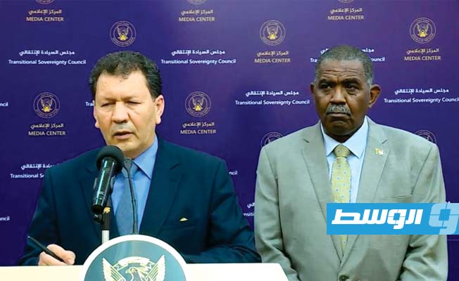 وكيل «الخارجية» يدعو من الخرطوم إلى ضبط الحدود «لوقف تدفق المقاتلين الأجانب»