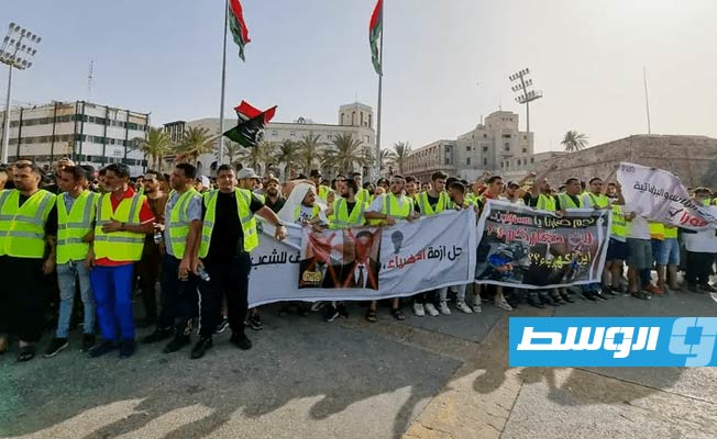 مركز الأهرام للدراسات: الحراك الشبابي أصبح طرفا في المعادلة السياسية ولا توجد نخبة بديلة للتغيير