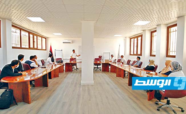 مفوضية الانتخابات تبحث مشروع البطاقة الإلكترونية
