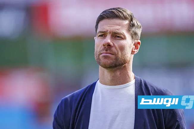 باير ليفركوزن يقترب من التعاقد مع بديل ألونسو