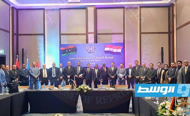 الطريق ممهد لـ«ليبيا جديدة» بعد الاتفاق على آلية اختيار السلطة التنفيذية وإجراء الاستفتاء الدستوري
