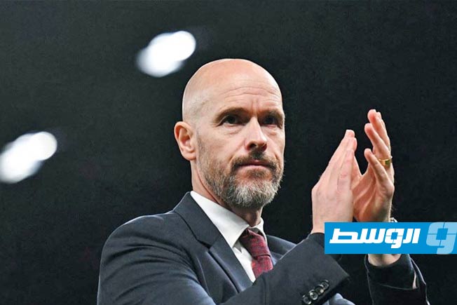 باير ليفركوزن الألماني يقيل مدربه الهولندي لسوء النتائج
