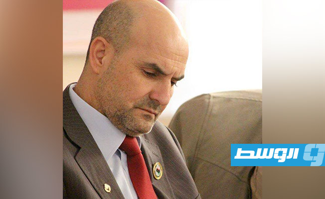عبدالسلام غويلة يطالب بالارتقاء بالخطاب الرياضي