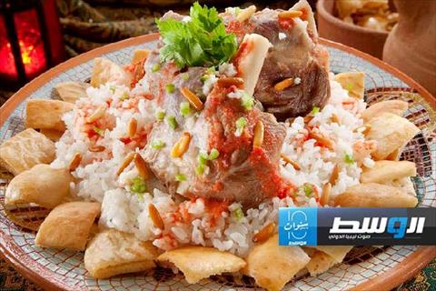 فتة موزة سهلة وسريعة